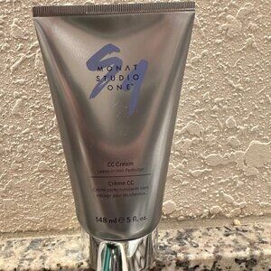 Monat CC Cream